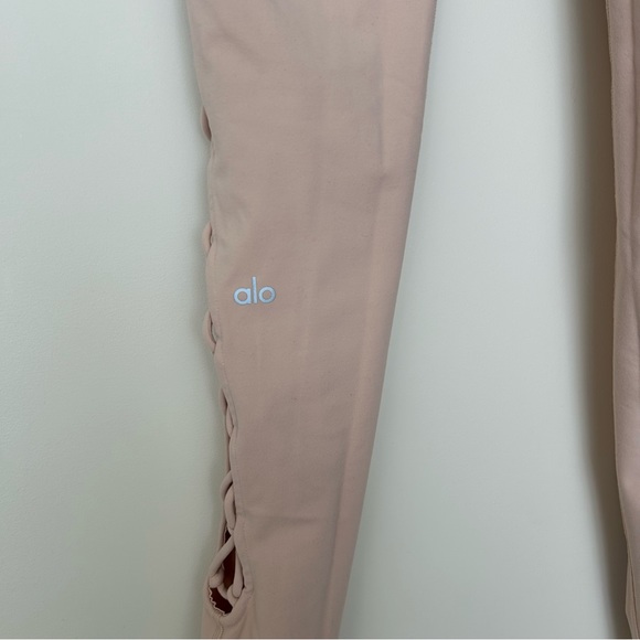 alo yoga lace up leggings - Picture 5 of 14